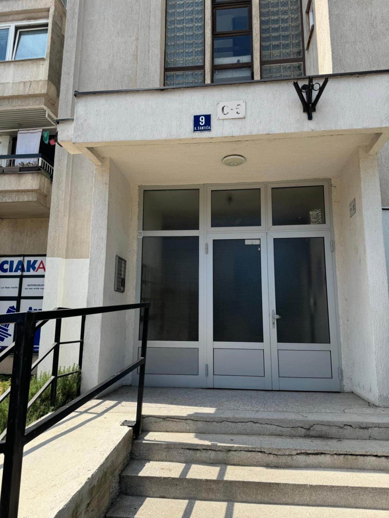 Apartment 075 Τούζλα Εξωτερικό φωτογραφία